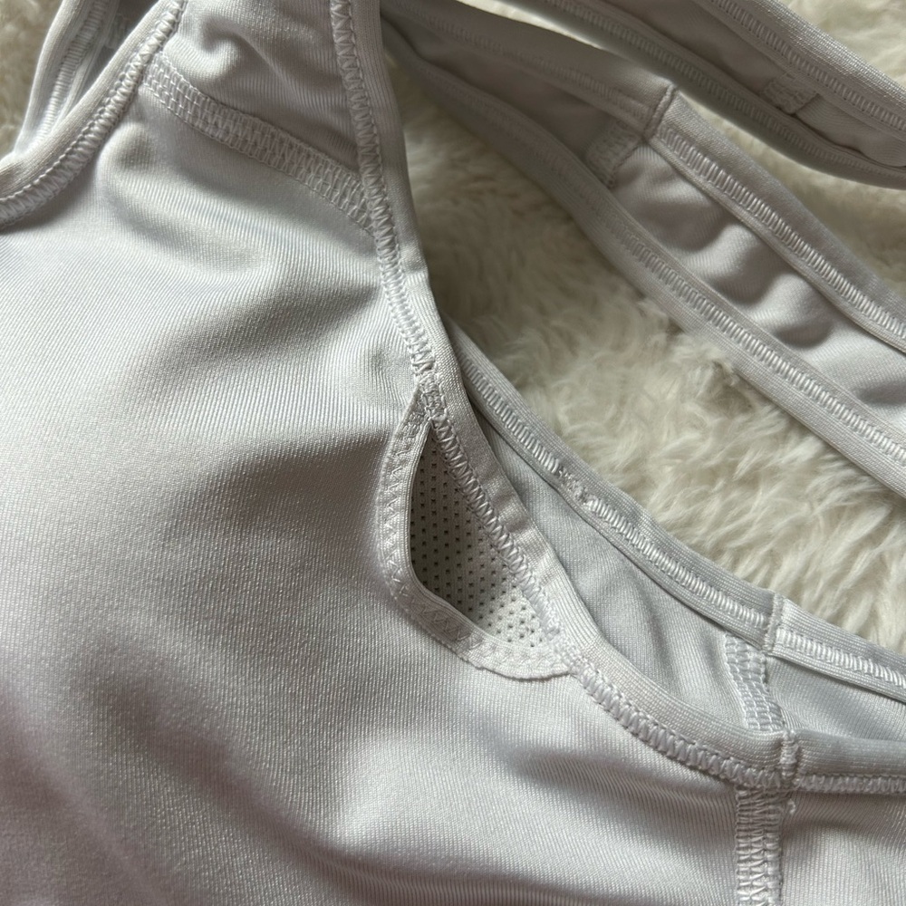 Nike Lot of 2 Sports Bras XS Windrunner Cross Back & Nike Pro Swoosh Padded - Picture 3 of 16